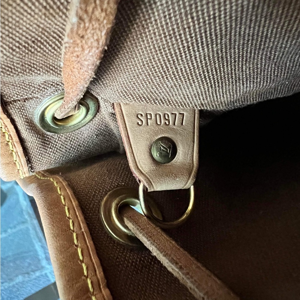 Mini Lv Backpack 100% Authentic. Leather Canvas I… - image 3